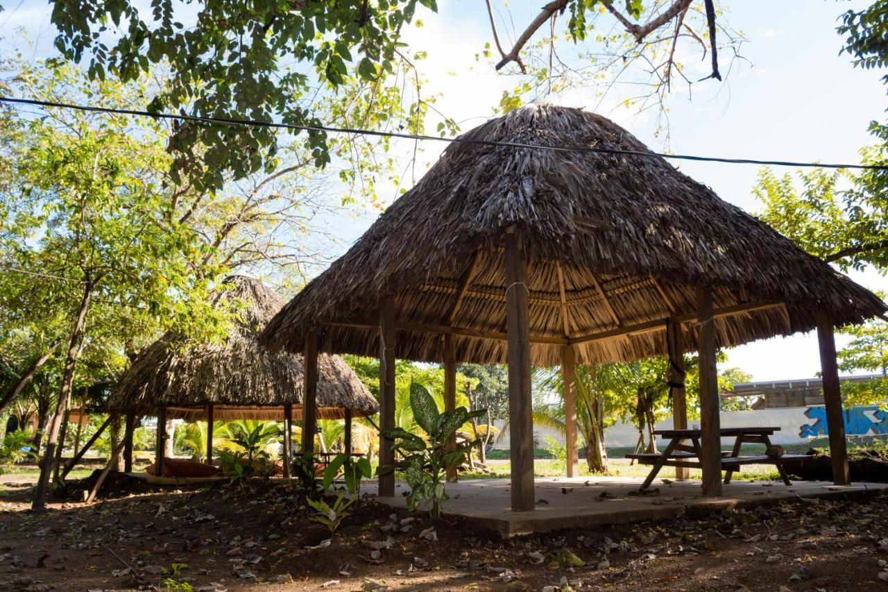 Hostal La Choza *